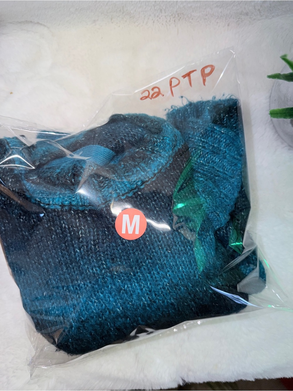 Garage Teal Ombre Knit - Women's Light Weight Cabincore Cozy Warm Soft Sweater 💫 - Picture 5 of 5